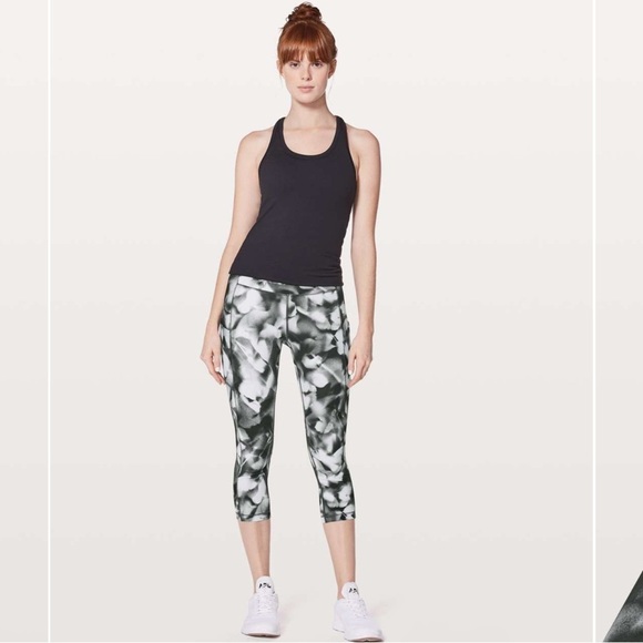 Lululemon Speed Up Crop 21" Blush Blossom Alpine White Black Size 4 - Picture 3 of 10